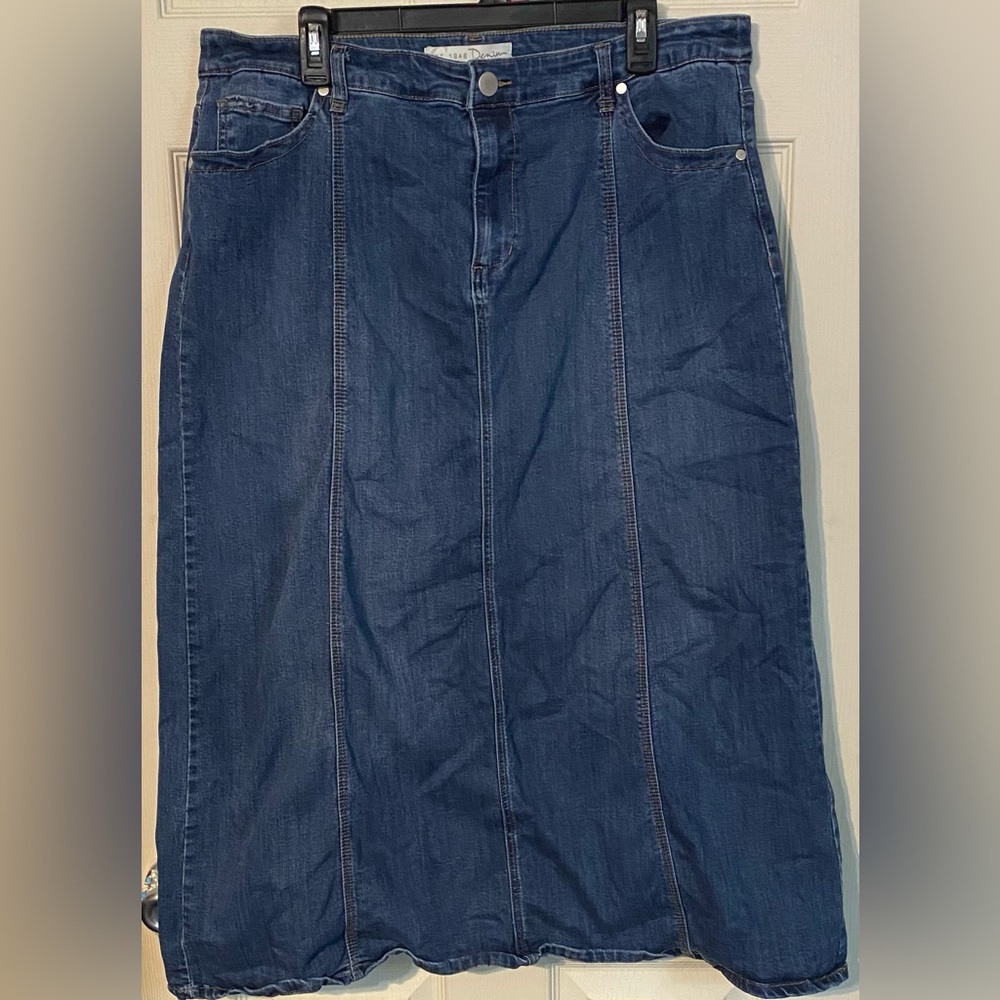 Denim skirt